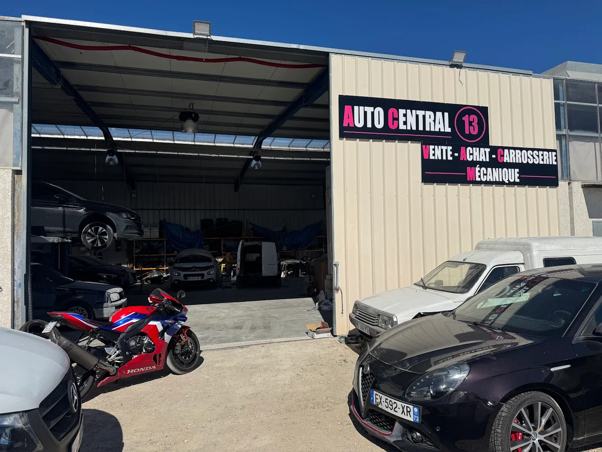 L’atelier Auto Central 13 à Lançon-de-Provence