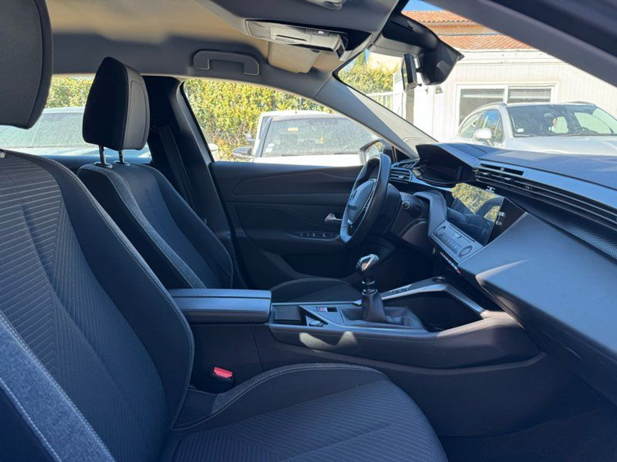 Peugeot 308 1.5 BlueHDi 130ch S&S Active 1er Main — photo 5