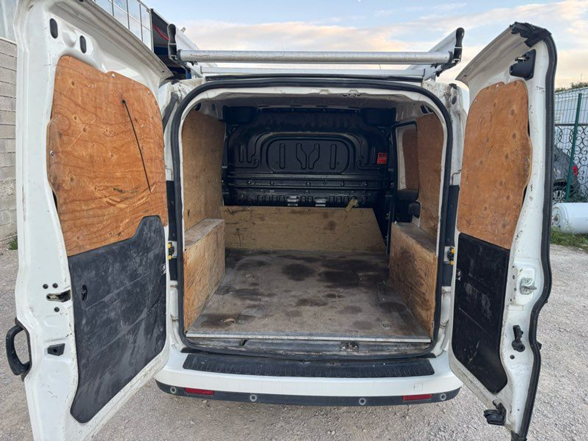 FIAT DOBLO Cargo 1.3 Multijet 95 Pack Pro Trio Nav TTC — photo 4