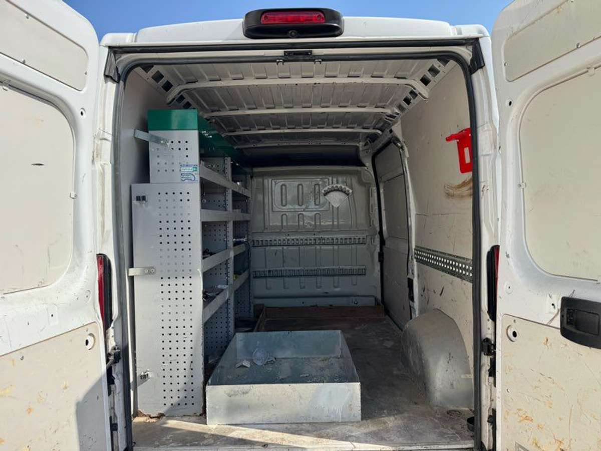PEUGEOT BOXER PH2 2.2 BLUE HDI L2H2 120 CH 12000 TTC Caméra GPS — photo 3