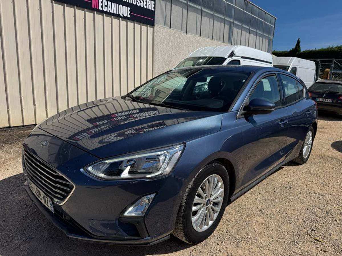Ford Focus 1.0 EcoBoost 125 ch Titanium automatique — photo 1