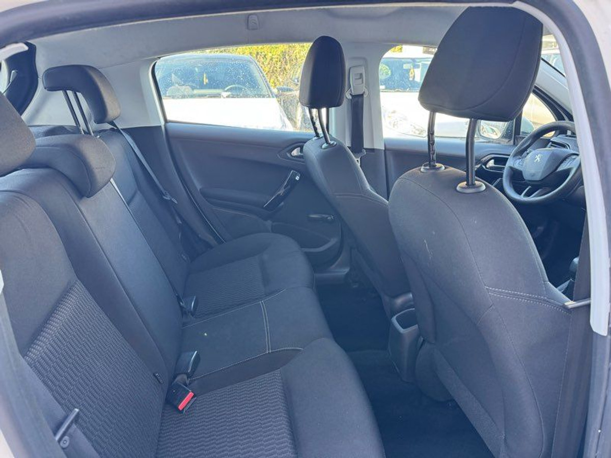Peugeot 208 1.5 bluehdi 100ch premium kit distribution ok — photo 5