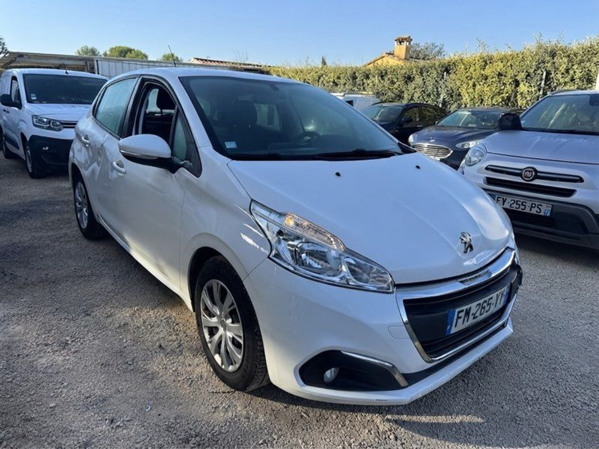 Peugeot 208 2 places 1.5 bluehdi 100ch 4500 ttc — photo 2